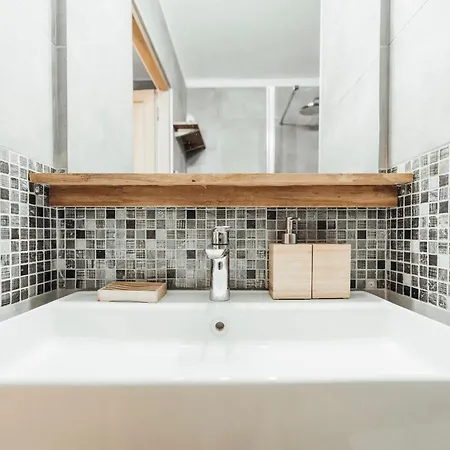 Foxy Furnished Flat Megeve