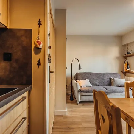 Apartment Foxy Furnished Flat *